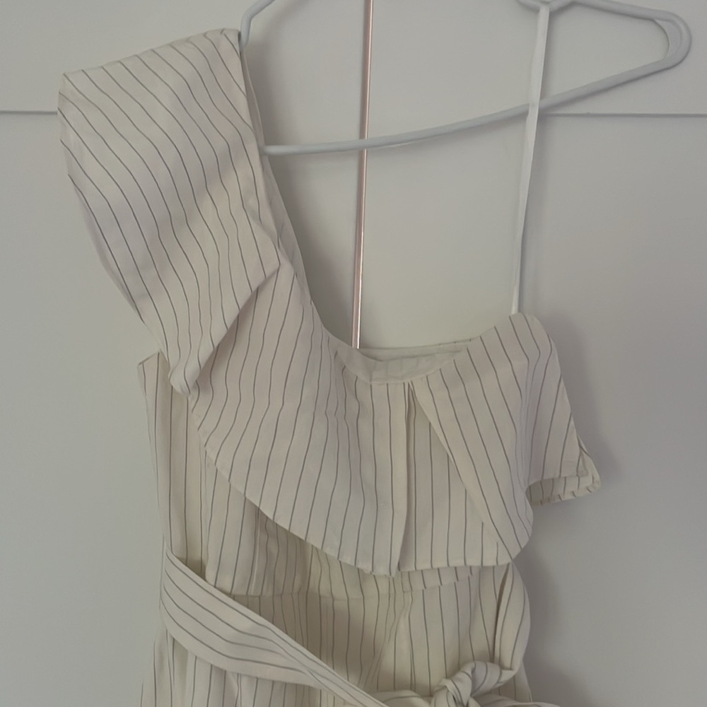 Club Monaco white pinstripe romper off shoulder - Picture 5 of 11